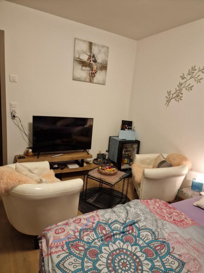 Chambre Aux Bord De L'Areuse Exterior photo